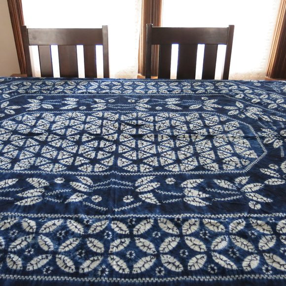 Hand Dyed 100% Cotton Indigo Shibori Technique Floral Pattern Large Tablecloth - Picture 2 of 16
